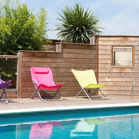 Quality Bordeaux Pessac 3* 그라디냥