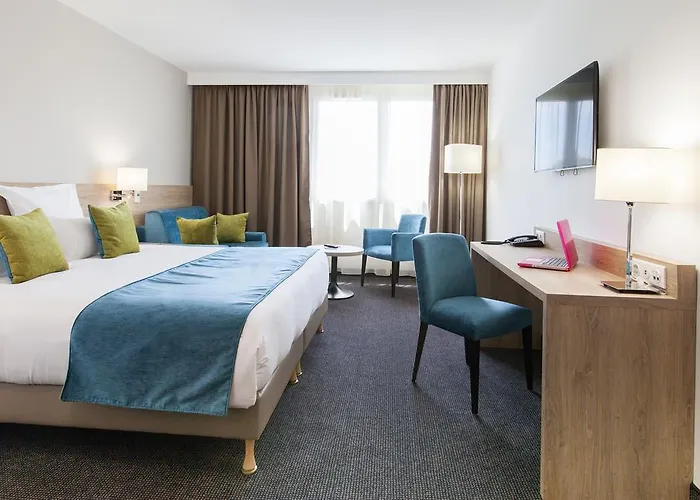 Quality Bordeaux Pessac Hotel 3*