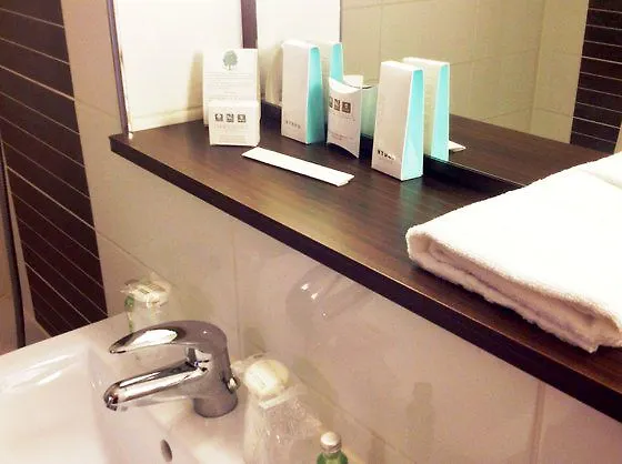 Quality Bordeaux Pessac Hotel 3*